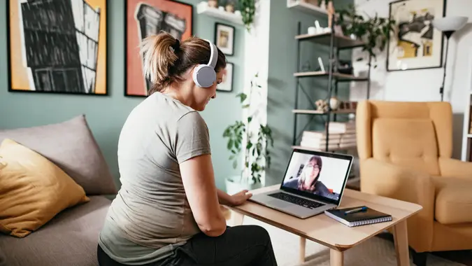 Work From Home Jobs For College Students With No Experience